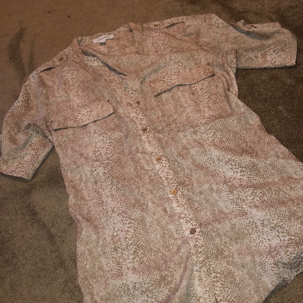 🛍 Neutral Snake Print Design Button Up Top 🤎